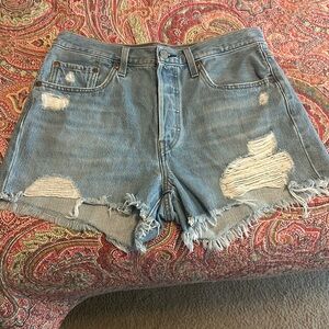 501 Levi Shorts